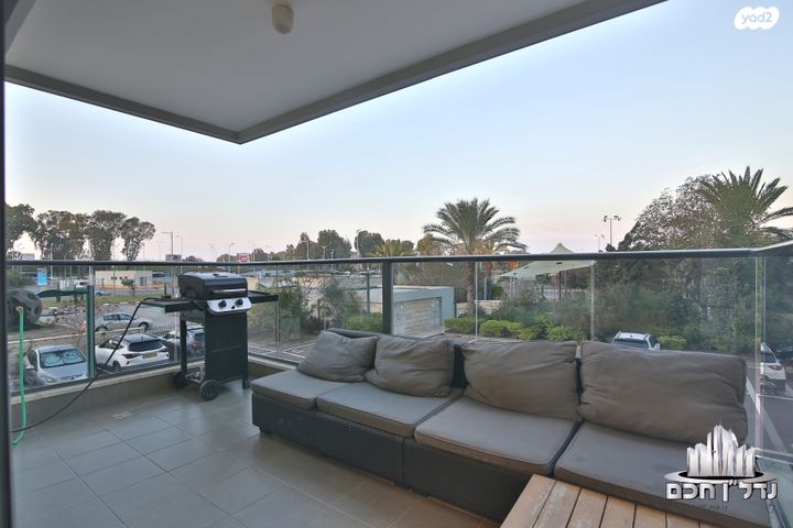 דירה, הברוש, נווה גנים, קרית מוצקין