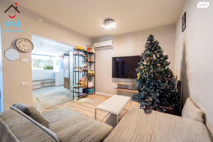 דו משפחתי, אבישי, תל יהודה, רמת גן