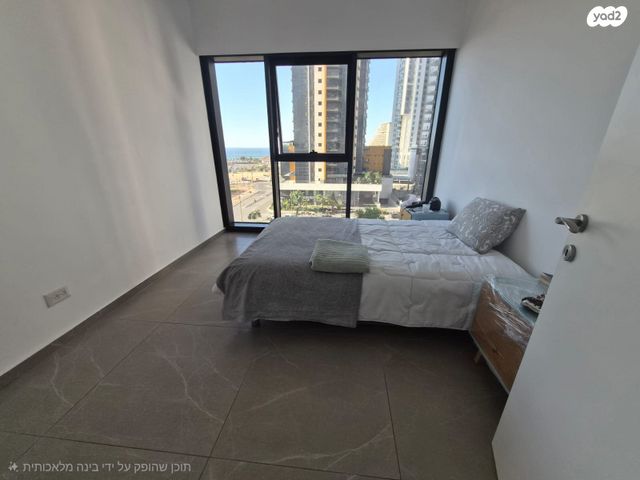 דירה, אריק איינשטיין, דרום חדש, פארק הים, בת ים