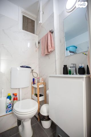 דירה, מעלה חסון 146, שכונה ותיקה - מרכז העיר, מעלות תרשיחא