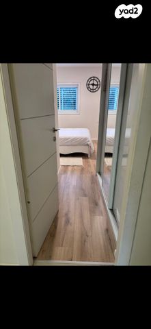 דירה, דרך אבא הלל, חרוזים, רמת גן