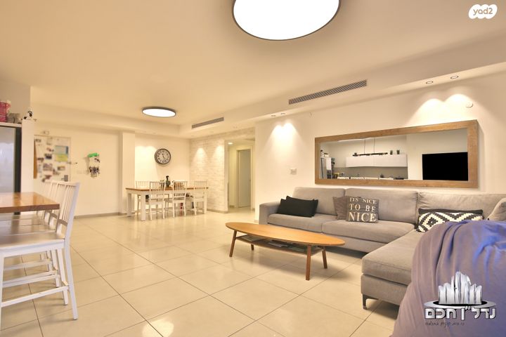 דירה, הברוש, נווה גנים, קרית מוצקין