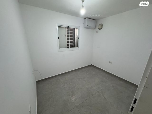 דירה, מרדכי אנילביץ', קרית ויצמן, רעננה