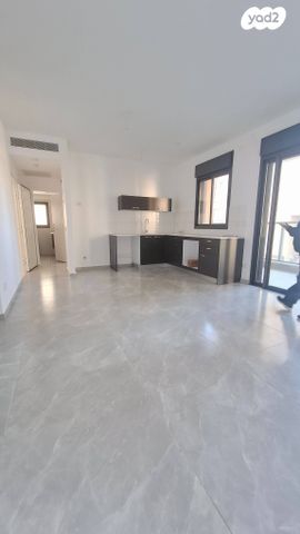 דירה, דניאל, לב העיר, בת ים