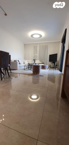 דירה, העצמאות 88, קרית גיורא, אור יהודה