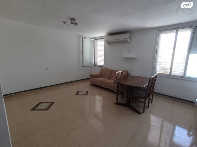 שמעון בר גיורא 