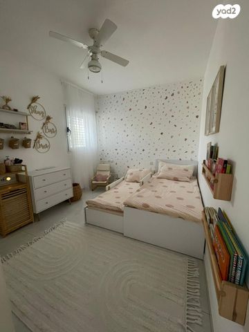 דירה, ישעיהו הנביא 49, מודיעין מכבים רעות