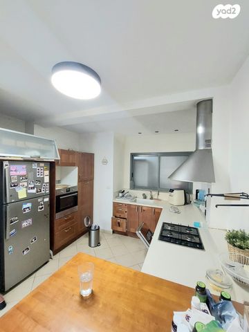 דירה, חרות, שכונת גפן, רמת גן