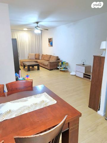 דירה, השר רבינוביץ, הנביאים, בת ים