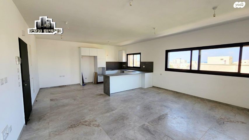 דירה, דוד רמז, עיר, מרכז העיר, נהריה