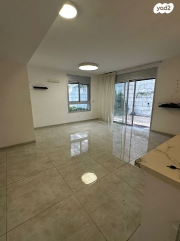 דירת גן, חורב, אחוזה, חיפה