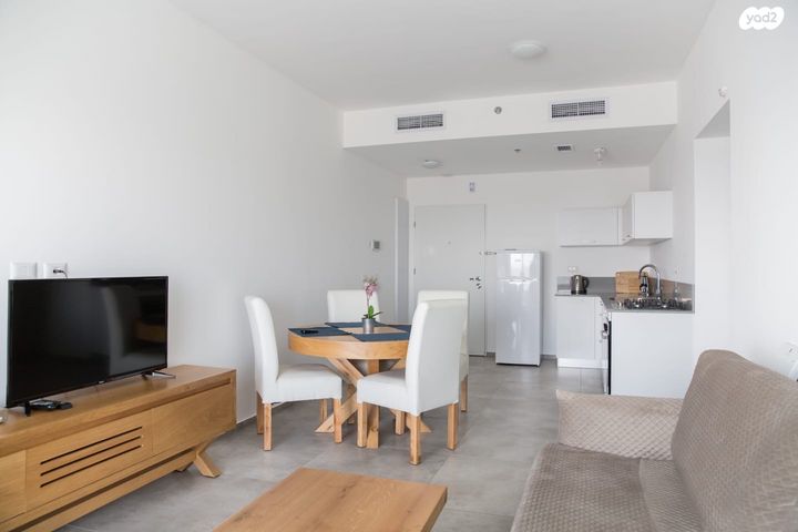 דרך מנחם בגין 