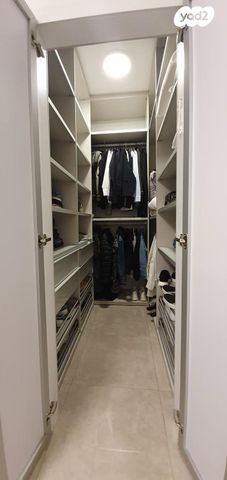 דירה, העצמאות 88, קרית גיורא, אור יהודה