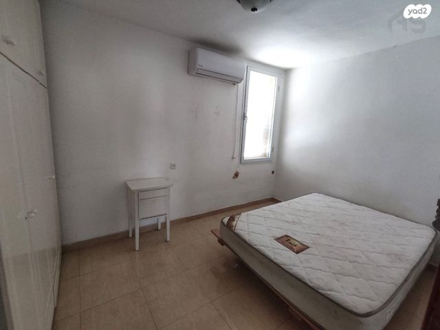 דירה, שמעון בר גיורא, שכונה ד', באר שבע