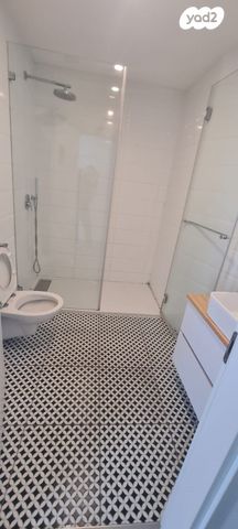 דירה, דרך מנחם בגין 144, מונטיפיורי, הרכבת, תל אביב יפו