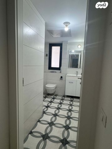 דירה, העצמאות 95, כפר גנים ג, פתח תקווה