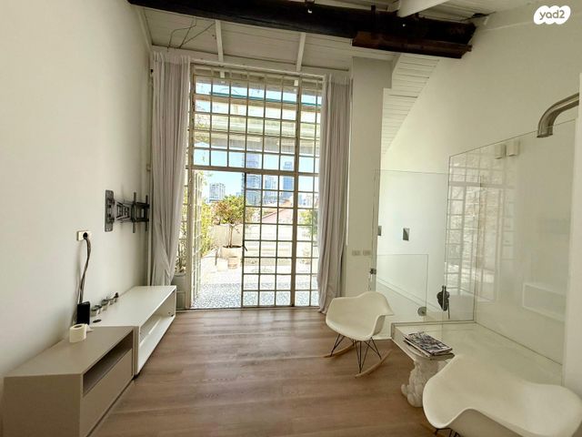 דירה, שלוש, נווה צדק, תל אביב יפו