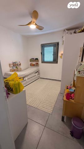 דירה, חיים בר לב, קרית קריניצי, רמת גן