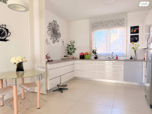 יעקב אורלנד 