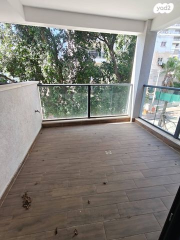 דירה, בועז, שכונת הראשונים, רמת גן