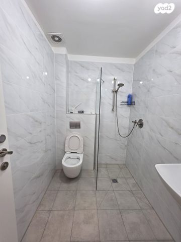 דירה, נתניה