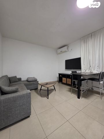 דירה, שדרות אח"י אילת, קרית חיים מזרחית, חיפה