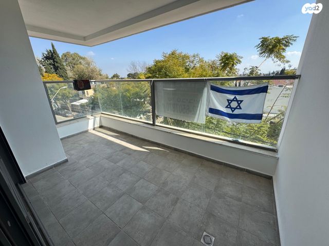 דירה, מרדכי אנילביץ', קרית ויצמן, רעננה