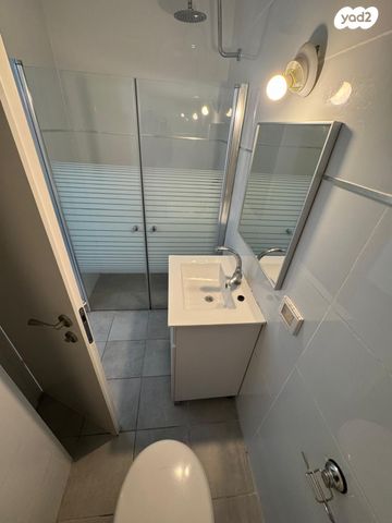 דירה, מרדכי אנילביץ', קרית ויצמן, רעננה