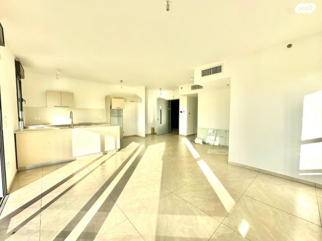 דירה, בר כוכבא 27, נווה ישראל, הרצליה