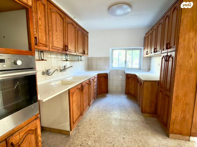 דירה, מקור חיים, ירושלים