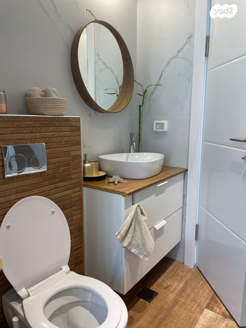 דירה, ישעיהו הנביא 49, מודיעין מכבים רעות