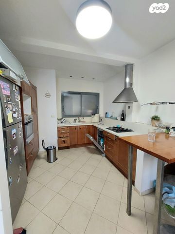 דירה, חרות, שכונת גפן, רמת גן