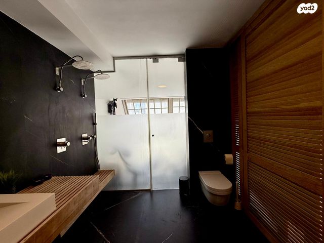 דירה, שלוש, נווה צדק, תל אביב יפו