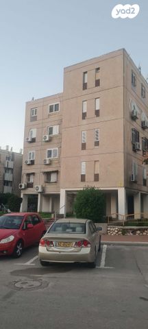 שדרות השופטים 6