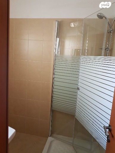 דירה, הרב לוזון 12, רמת הנשיא, בת ים