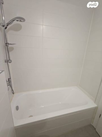 דירה, בועז, שכונת הראשונים, רמת גן