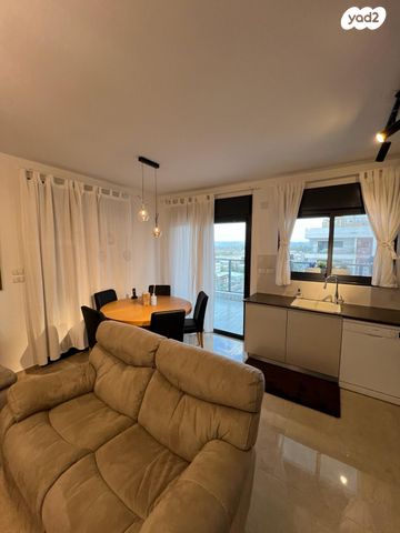 גג/ פנטהאוז, דרך בר יהודה, עמק הכרמל, נשר