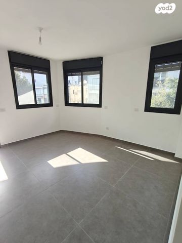 דירה, בועז, שכונת הראשונים, רמת גן