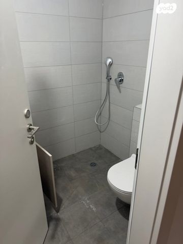 דירת גן, סמדר 2, שכונת הותיקים, רמת גן