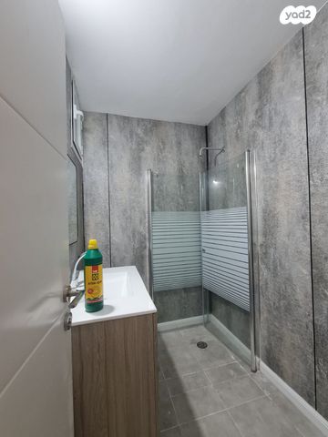 דירה, הרב דנגור, פרדס כץ, בני ברק