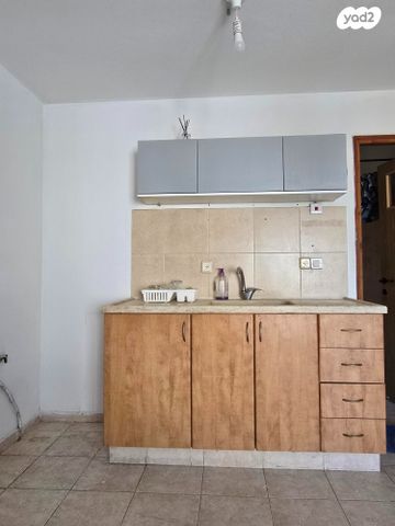 סטודיו/ לופט, אהרון לובלין, גני אביב, לוד