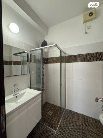 דירה, בורסה, רמת גן