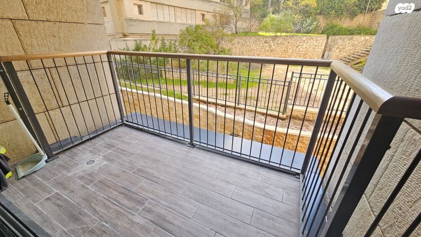 דיור מוגן, גולומב, רמת שרת, ירושלים