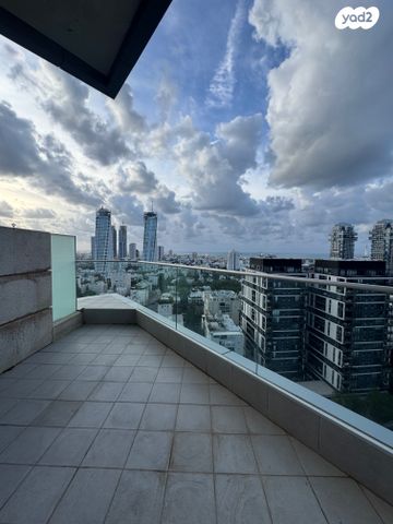 ניסים אלוני 1