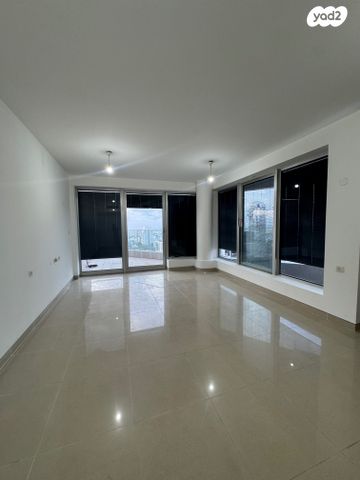 ניסים אלוני 1