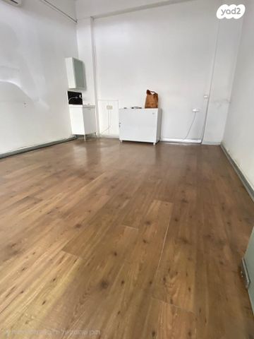 חנויות/ שטח מסחרי, שיינקין 54, שינקין, גבעתיים