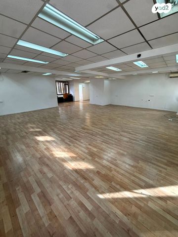 משרדים, דרך מנחם בגין, מונטיפיורי, הרכבת, תל אביב יפו