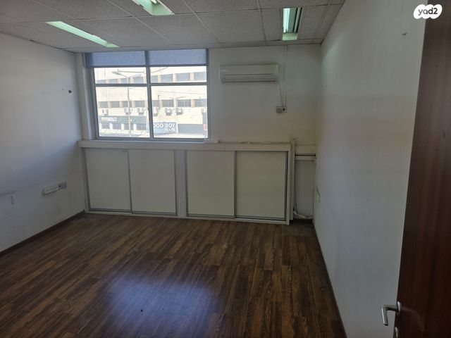 משרדים, תפוצות ישראל, תל גנים, גבעתיים