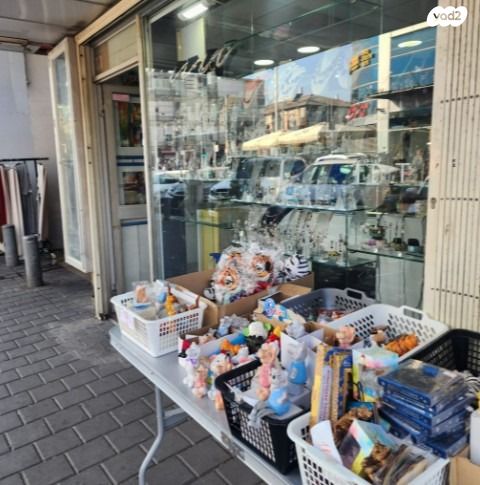 חנויות/ שטח מסחרי, שאול בר, הגבול רוטשילד, בת ים