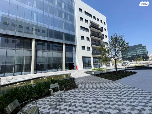 משרדים, נס ציונה